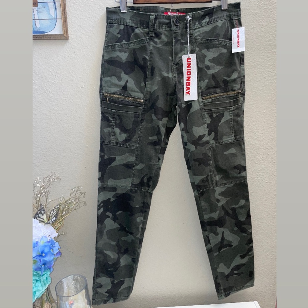 NWT UNIONBAY Cargo Pants